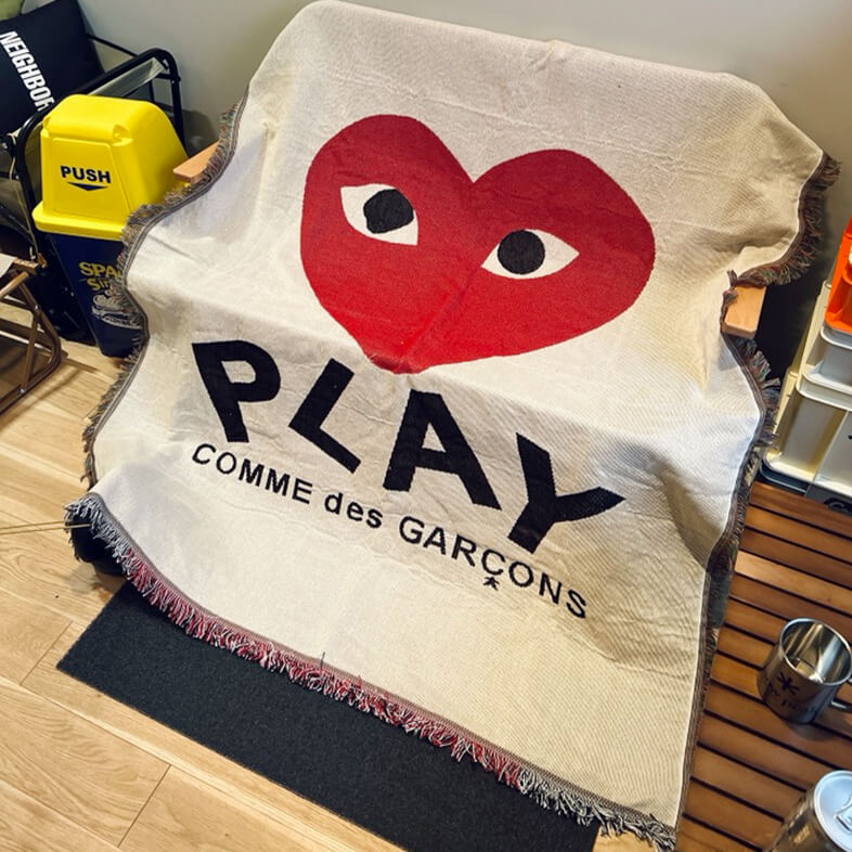 Play throw blankets