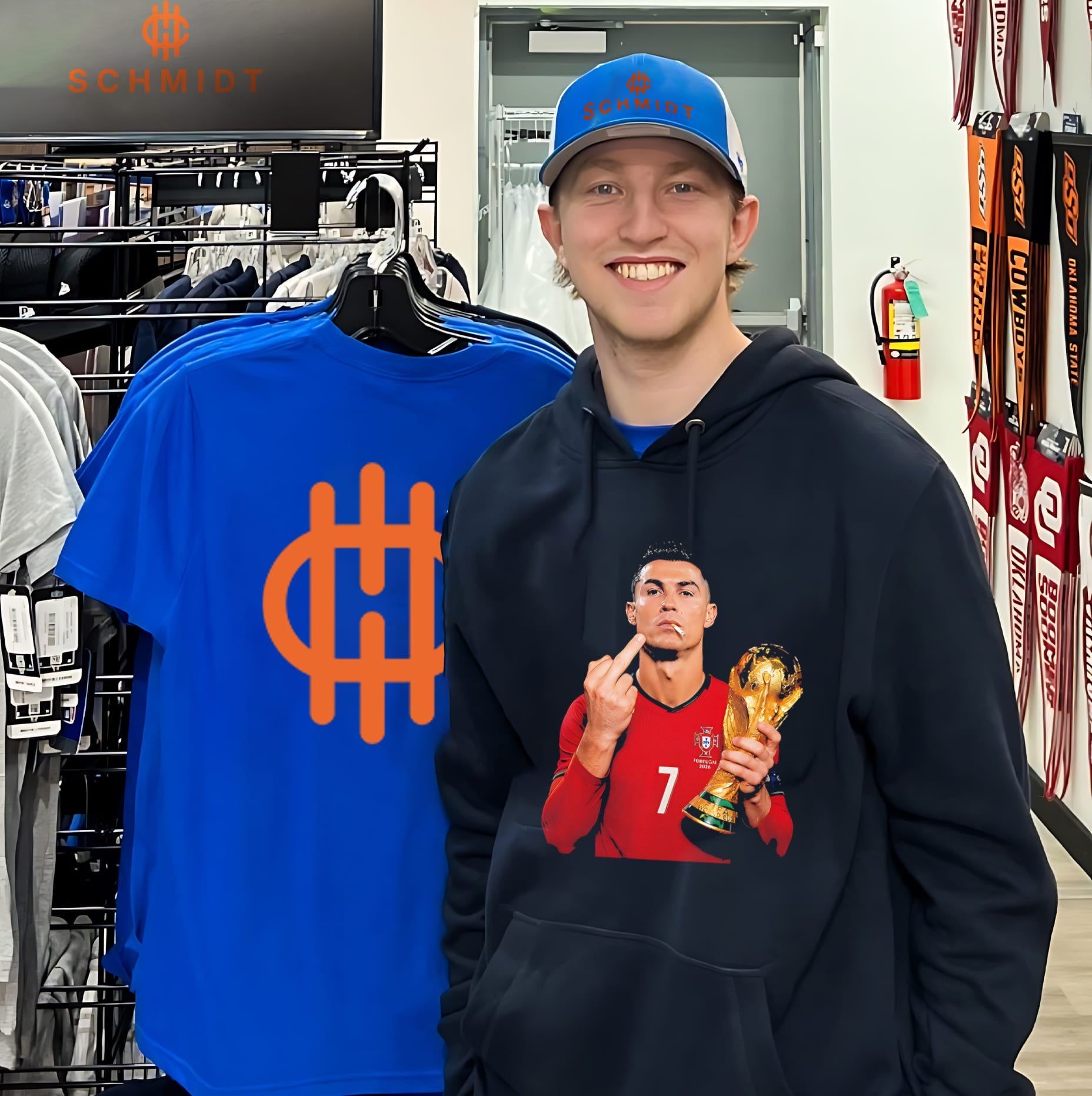 Cristiano Ronaldo middle finger shirt