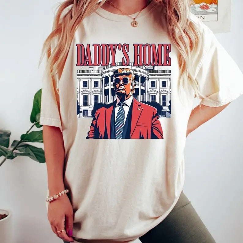 "Daddys Home White House Trumm 2024 Get Losers 4th July Trumm Republican Shirt Policiant " T-Shirts