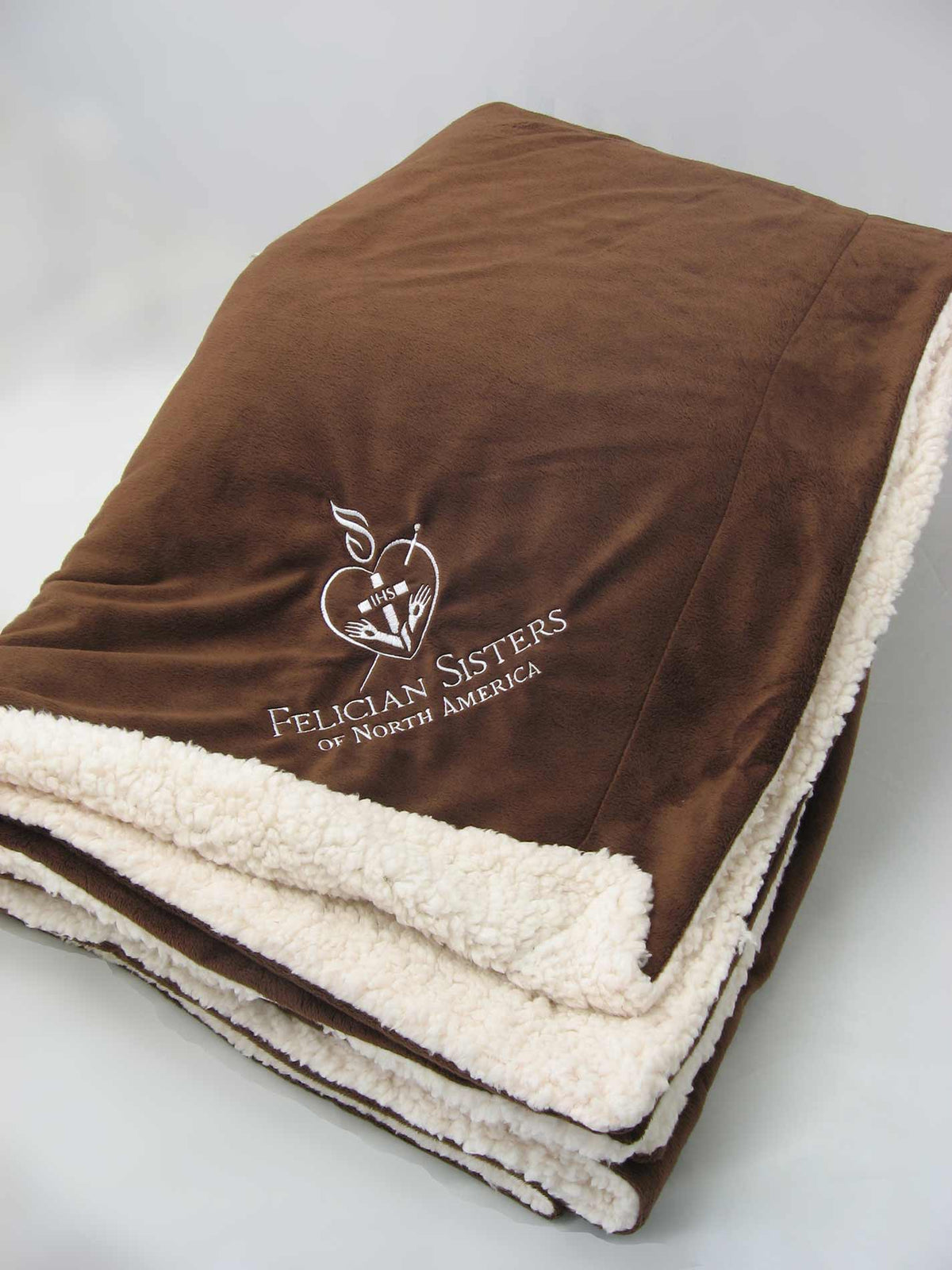 Oversize Sherpa Blanket <i>Embroidered</i>
