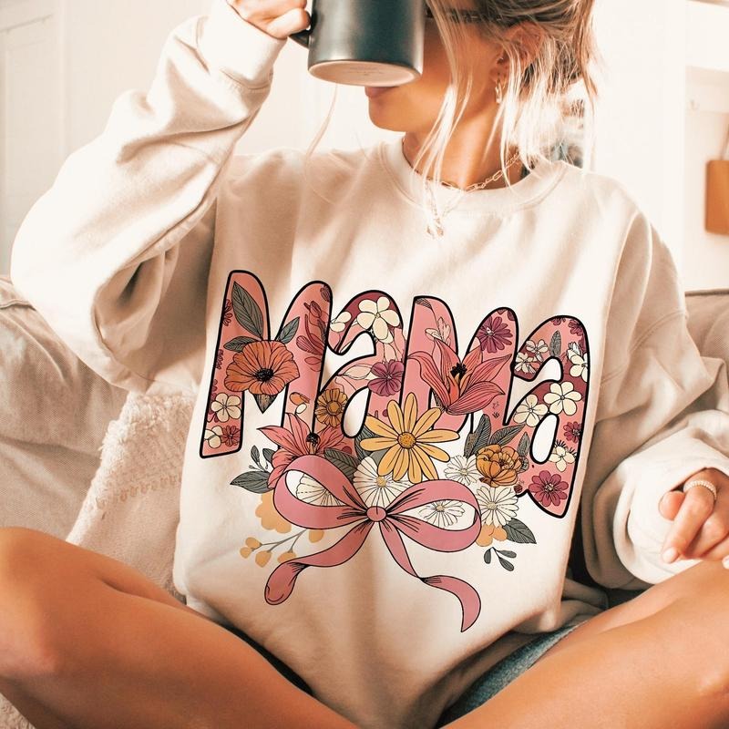 Floral Mama Vinatge Retro Coquette Mama Bow Mama Groovy Shirt Mom T-Shirts