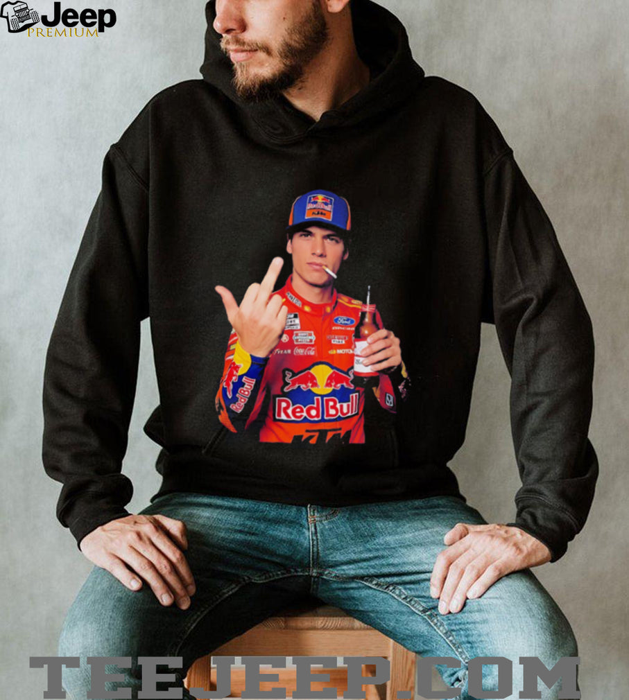 Jorge Prado holding beer middle finger shirt