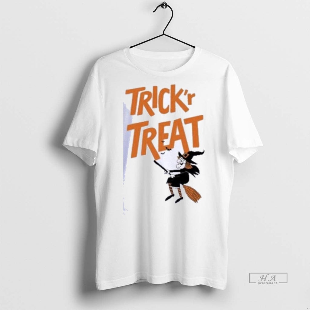Official Trendy Retrokid Trickr Treat Halloween 2025 Shirts Tee Sweater