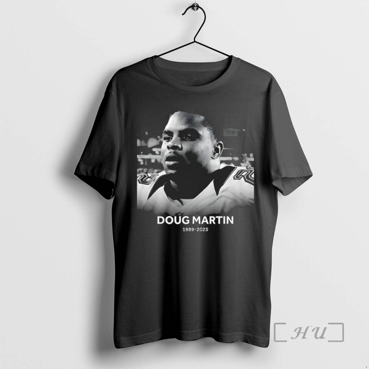 Officials Trending Best Doug Martin Rip 1989 2025 Tampa Bay Buccaneers Retro Tee Shirt Sweater