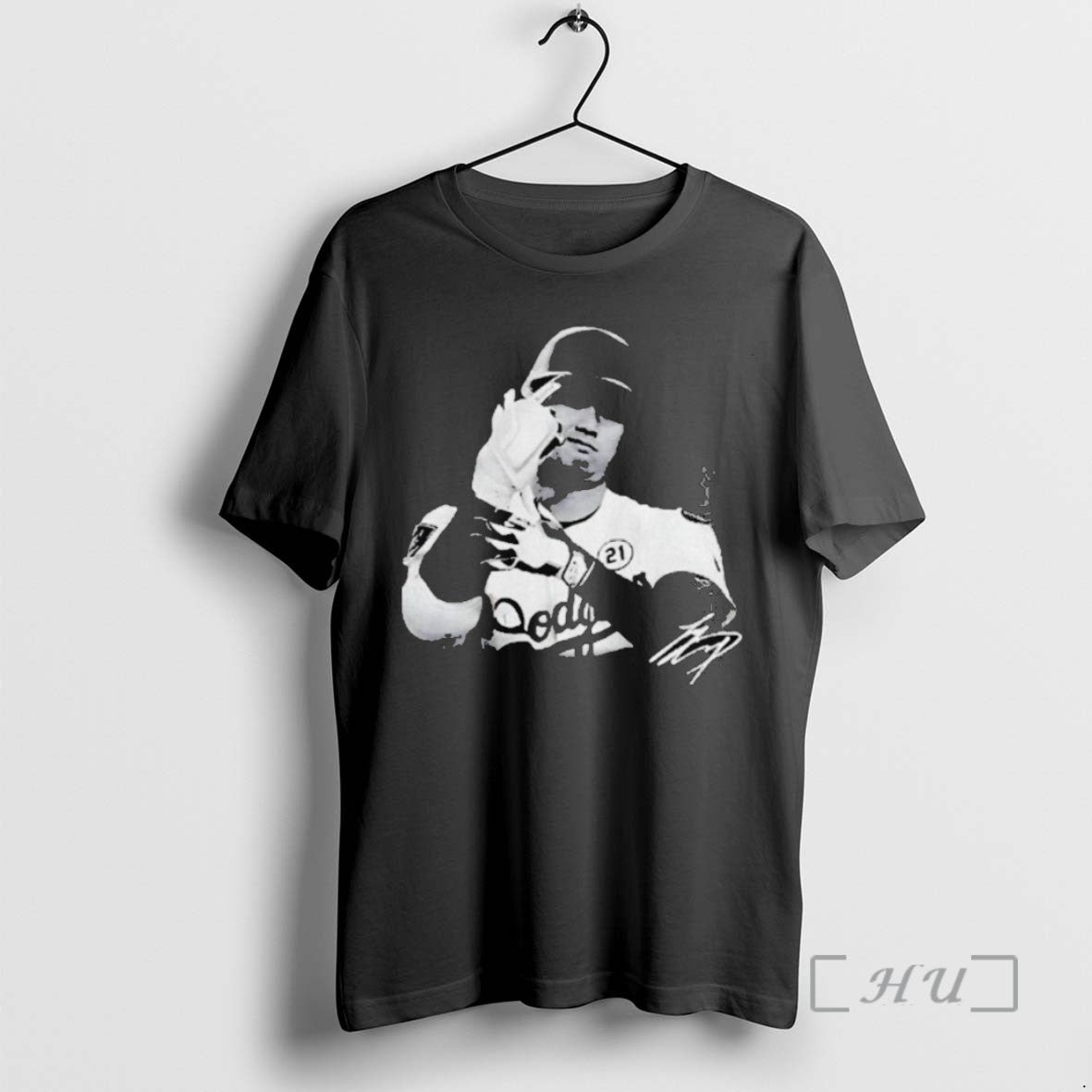 Officials Trending Shohei Ohtani Middle Finger Los Angeles Dodgers Mlb Baseball Signature Tee Shirt Sweater