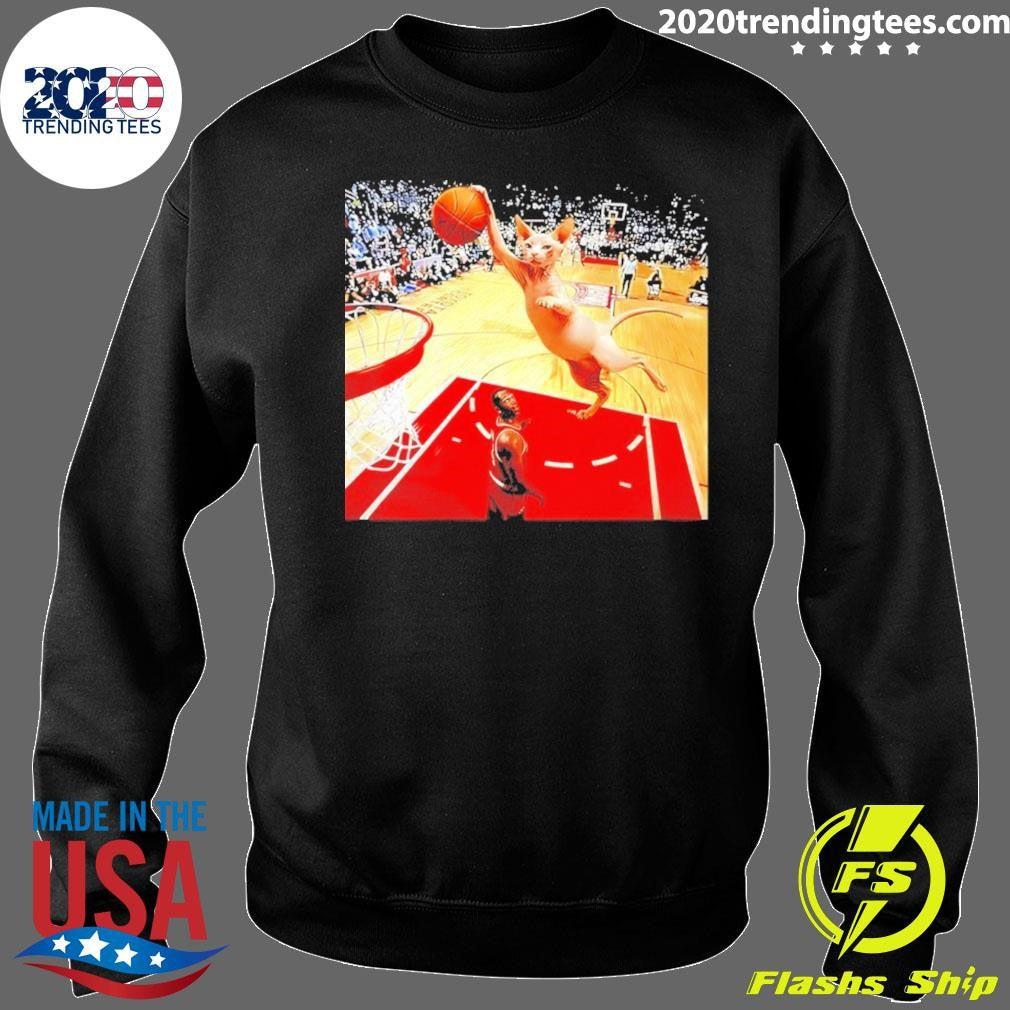 Sphynx Cat Dunking A Basketball Funny Graphic Shirt