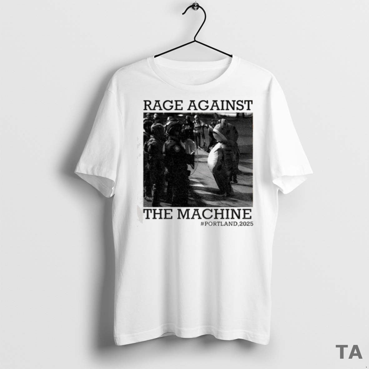 Top Portland Frog Protest Rage Against The Machine Poland 2025 T Shirt By2lfb