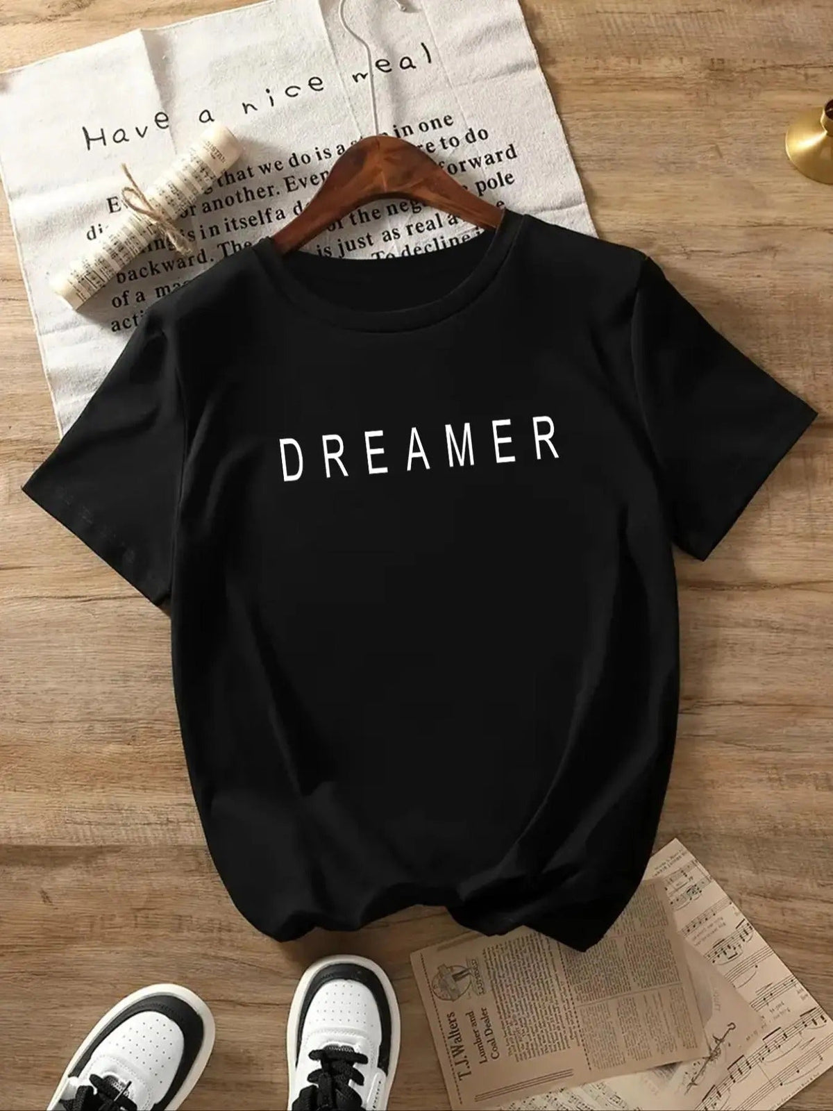 "DREAMER" Letter Print Round Neck Casual Crew Neck Short Sleeve Daily Vacation Outdoor Clothes All Seasons T-Shirts