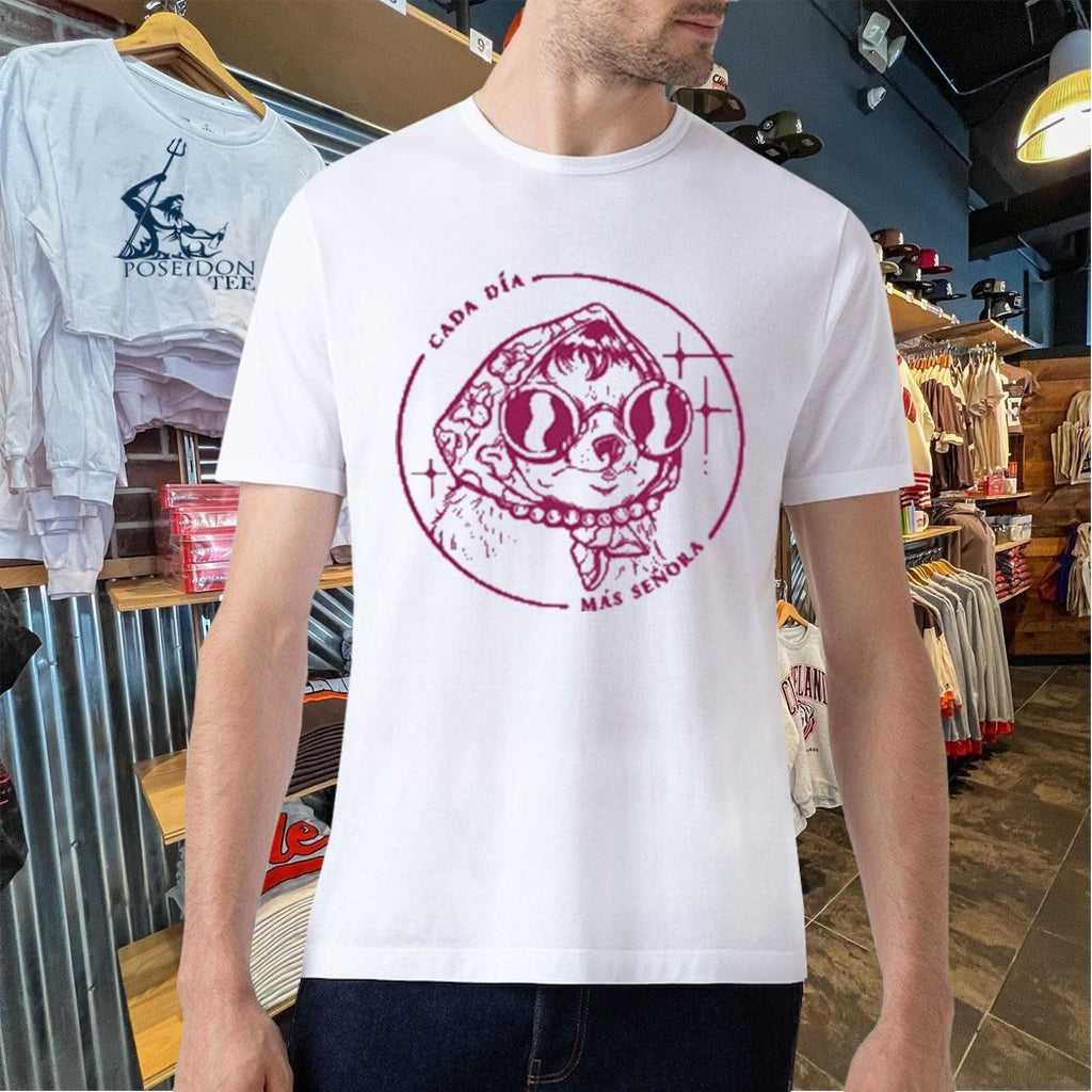 Cada Dia Mas Lucia Sancho T-shirt