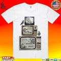 Earth To Eve Threat Level Pigeon T-shirt