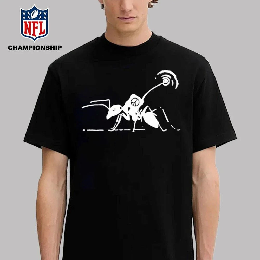 Futile peace ant Shirt