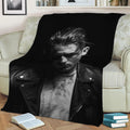 g eazy Fleece Throw Blanket
