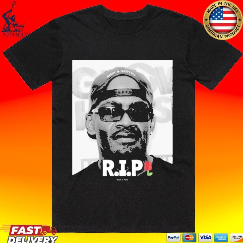 Gta 5 Franklin Shawn Fonteno Roses In Petal Flower T-shirt