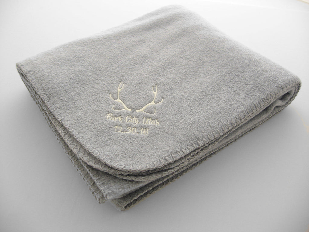 Deluxe Throw <i>Embroidered</i>