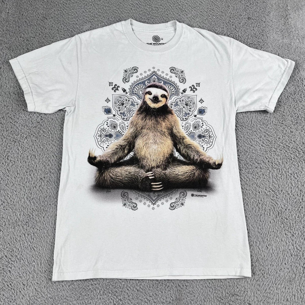 the Mountain Vriksasana Meditating Sloth 100% Cotton White T-Shirt Sz Medium