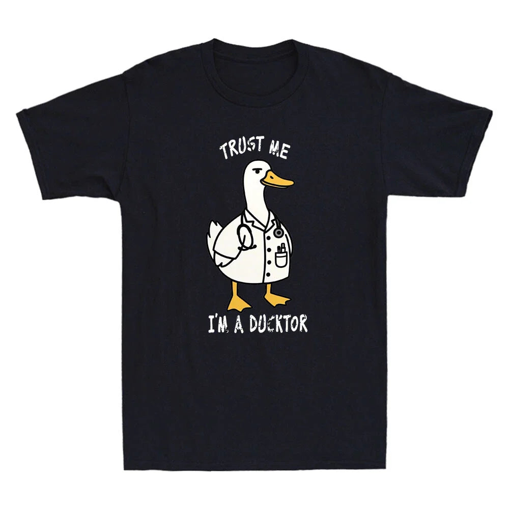 Trust Me Im A Ducktor Funny Whimsical Duck Doctor Meme Quote Retro Men's T-Shirt