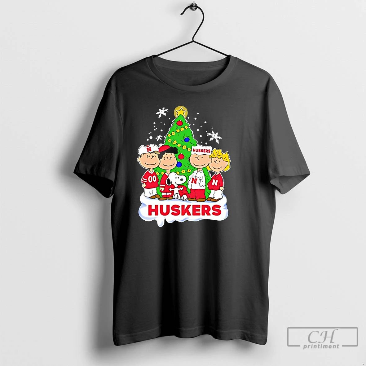 Classic Peanuts Characters X Nebraska Cornhuskers Chrismas T Shirts